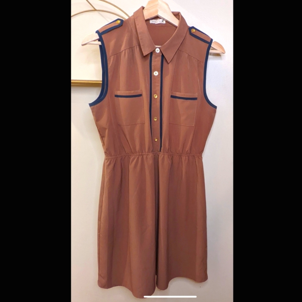 Collared Dress | M